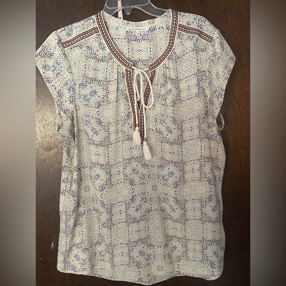 Daniel Rainn Blue And White Patterned Blouse - image 1